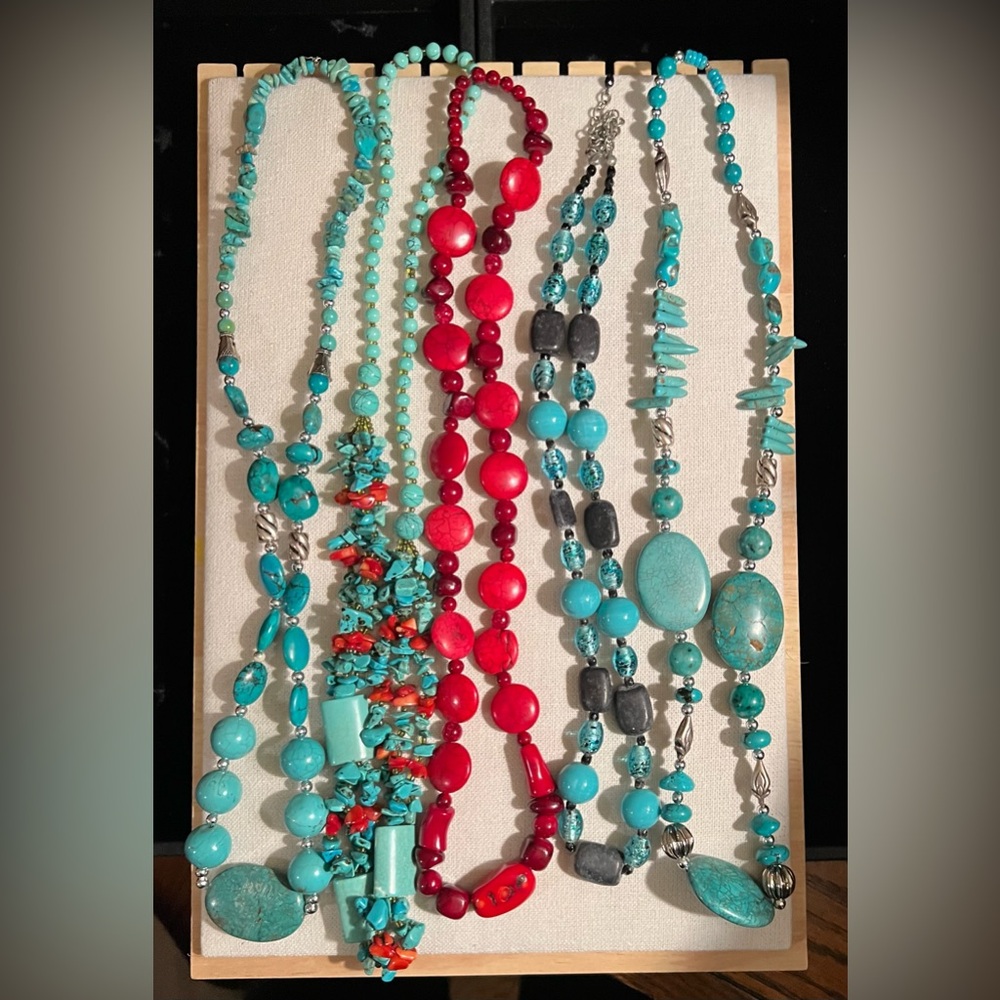 Hand Crafted Necklaces! High Quality Stones Stunning Gifts
5 for $38
10 for $90